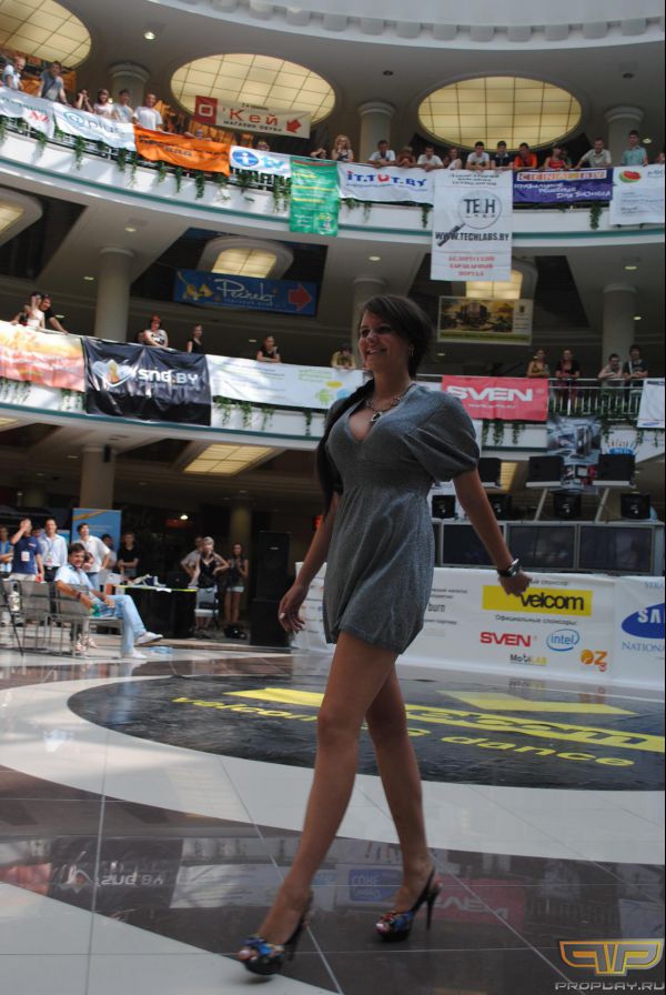 ���2  Miss WCG 2010